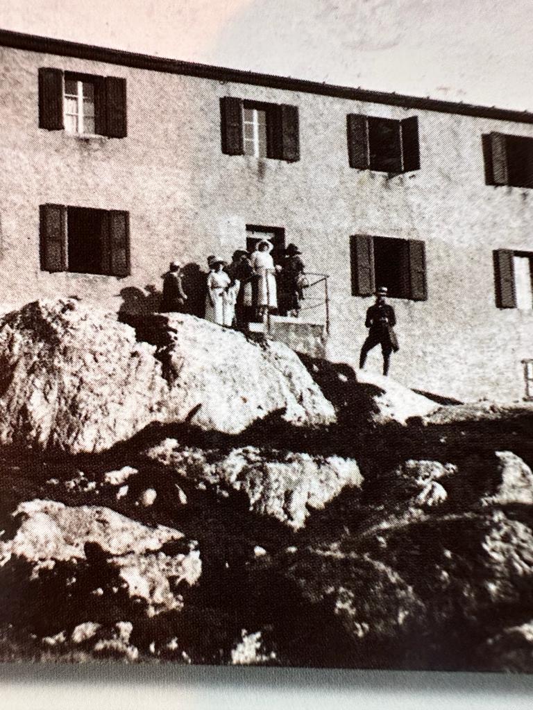 f74411ef-8ce2-4d2b-b7bf-5130420dcb01